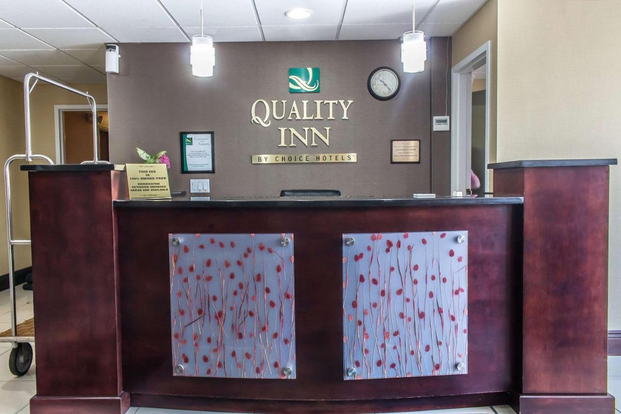 Quality Inn Near Mountain Creek Vernon Exterior photo